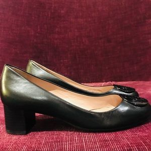 Tory Burch pumps!!